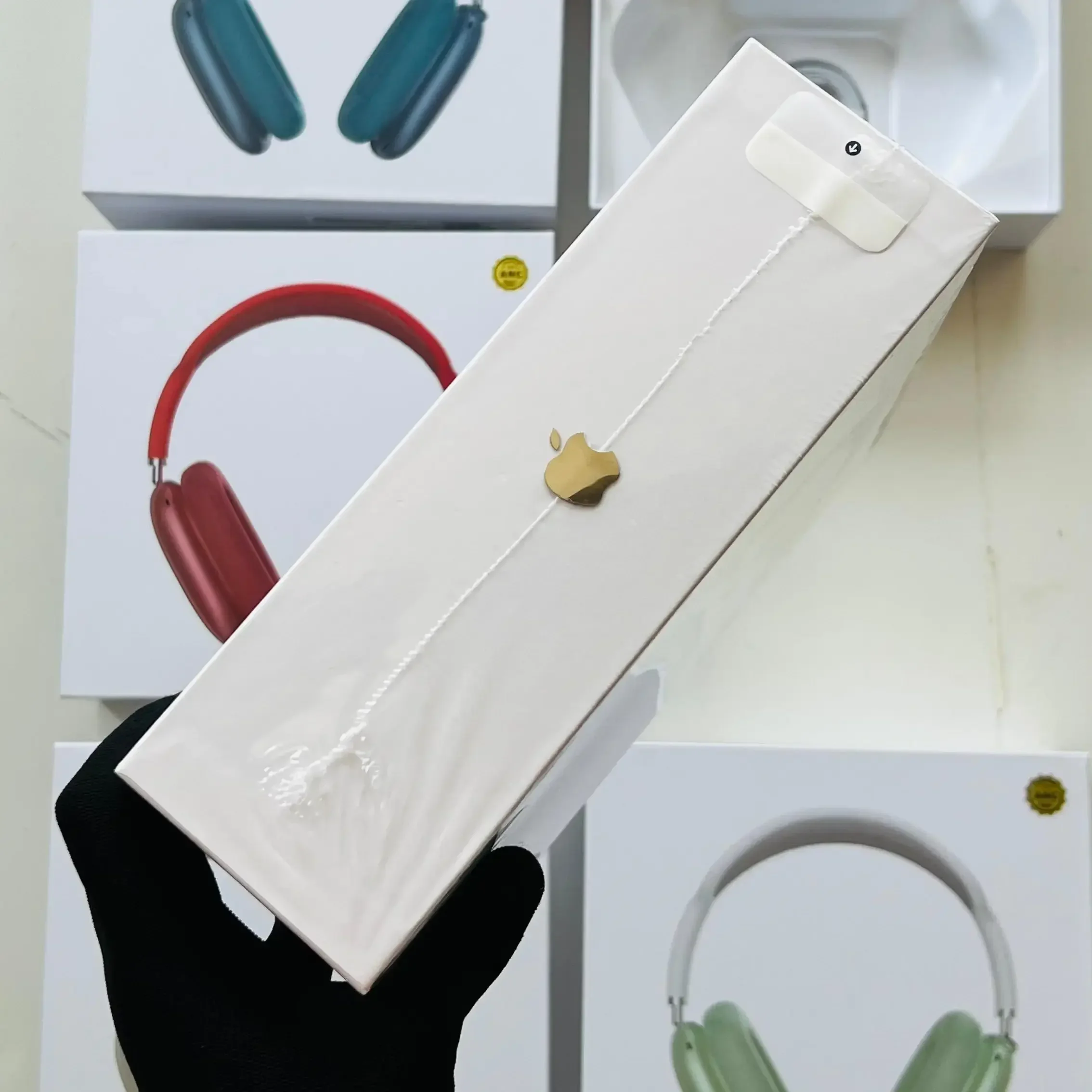 Zyncpods Max Wireless Over-Ear Headphones